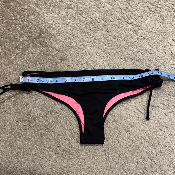 VS Pink bikini bottoms - Picture 5 of 5